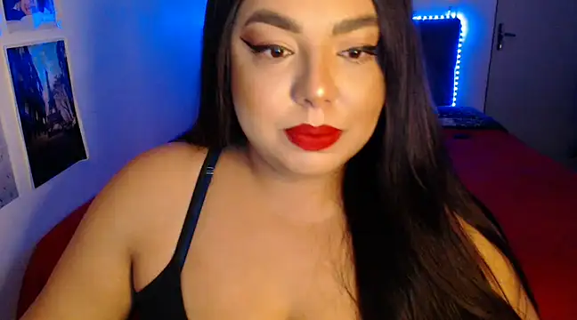 Snapshot of Internacionalist7 chatting on 12.29.24 Internacionalist7 online show from 12.29.24