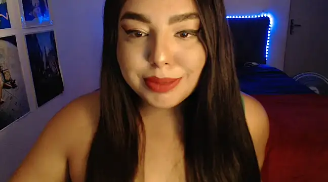 Snapshot of Internacionalist7 chatting on 01.27.25 Internacionalist7 online show from 01.27.25