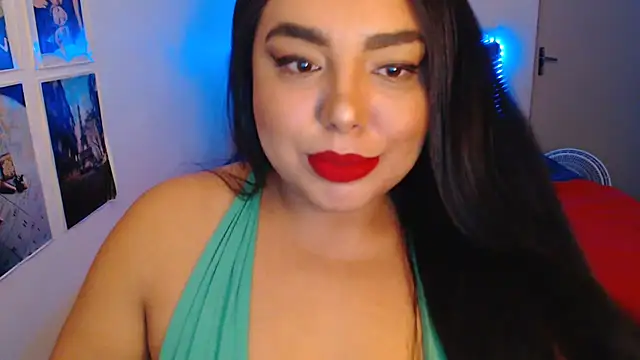 Snapshot of Internacionalist7 chatting on 02.11.25 Internacionalist7 online show from 02.11.25