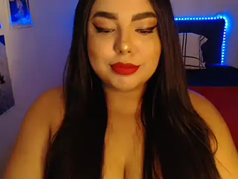 Snapshot of Internacionalist7 chatting on 02.25.25 Internacionalist7 online show from 02.25.25