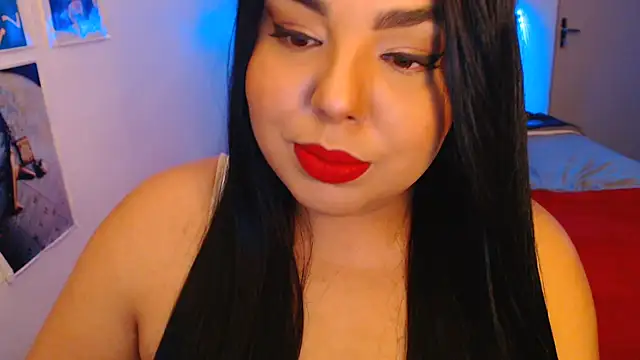 Snapshot of Internacionalist7 chatting on 09.08.25 Internacionalist7 online show from 09.08.25