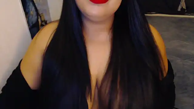 Snapshot of Internacionalist7 chatting on 10.02.25 Internacionalist7 online show from 10.02.25