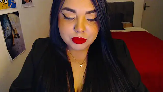 Snapshot of Internacionalist7 chatting on 10.10.25 Internacionalist7 online show from 10.10.25