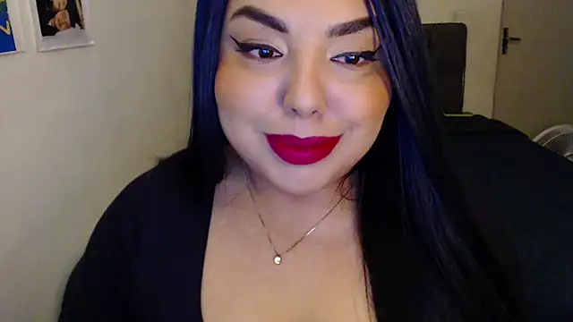 Snapshot of Internacionalist7 chatting on 10.20.25 Internacionalist7 online show from 10.20.25