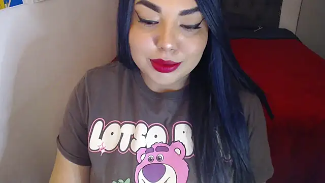 Snapshot of Internacionalist7 chatting on 10.24.25 Internacionalist7 online show from 10.24.25