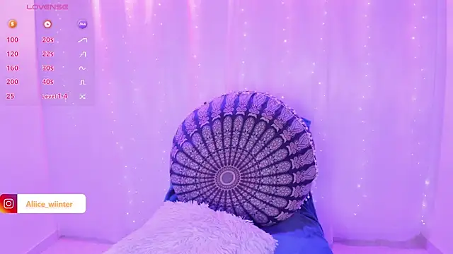 Alice winter  online show from 03.18.25