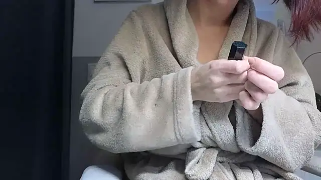 Loona-Lexxington online show from 10.22.25