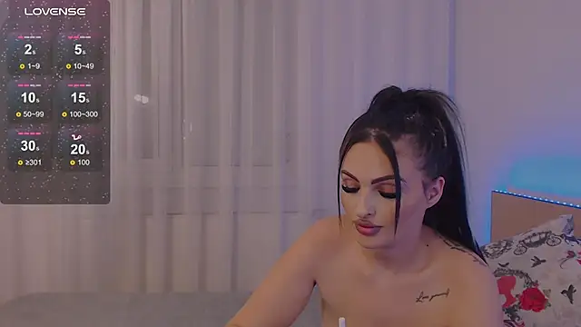 jesselines  online show from 02.21.25