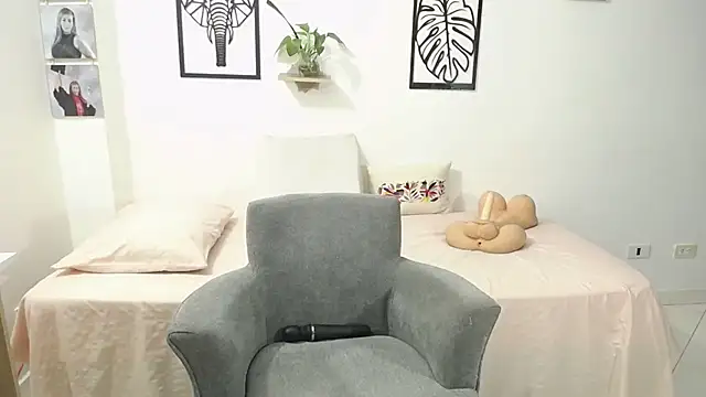 renata salinas 1 online show from 02.04.25