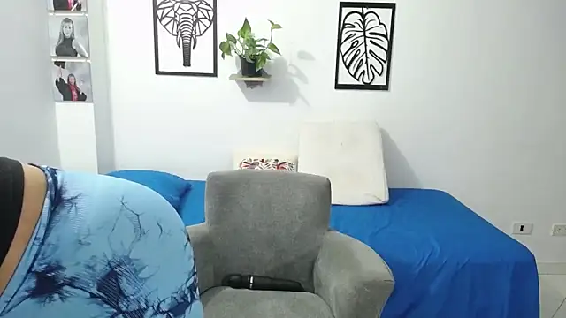 renata salinas 1 online show from 03.22.25