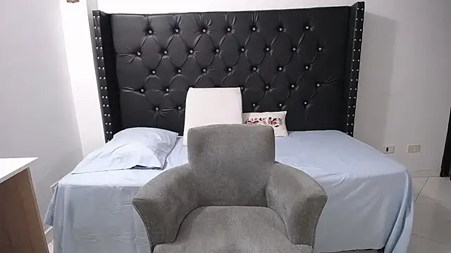 renata salinas 1 online show from 02.20.26