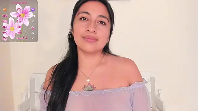 Snapshot of LisaHadwin chatting on 11.10.25 LisaHadwin online show from 11.10.25