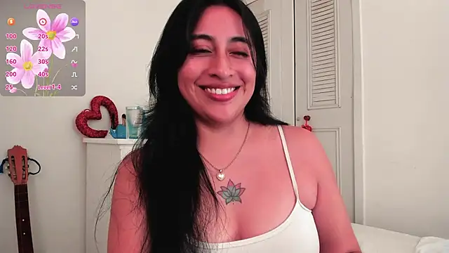 Snapshot of LisaHadwin chatting on 11.21.25 LisaHadwin online show from 11.21.25