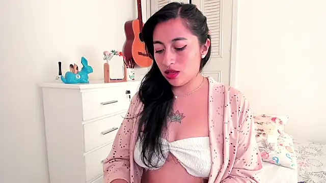 Snapshot of LisaHadwin chatting on 01.08.26 LisaHadwin online show from 01.08.26