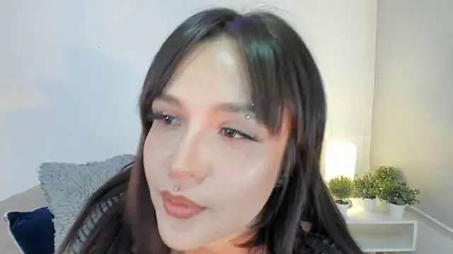 isa molly online show from 02.04.25