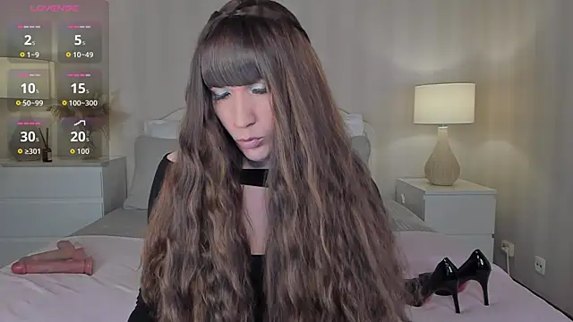 valeriasecret online show from 10.15.25