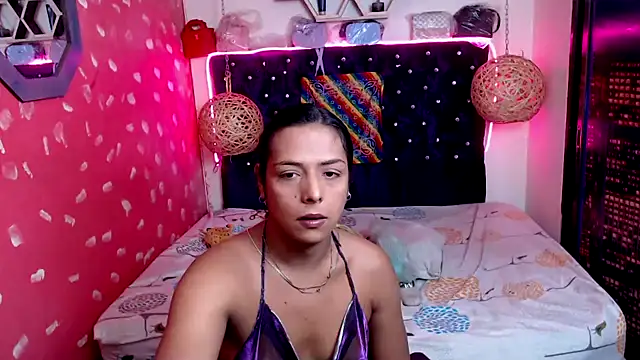EmilyTsSweet online show from 01.25.25