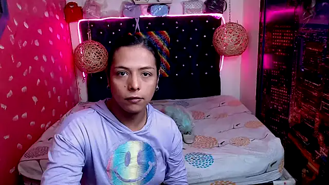 EmilyTsSweet online show from 01.28.25