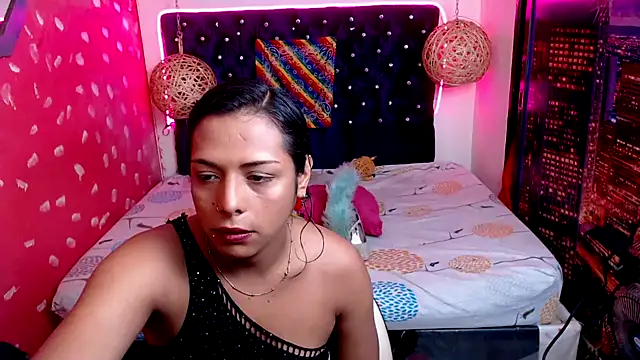 EmilyTsSweet online show from 02.17.25