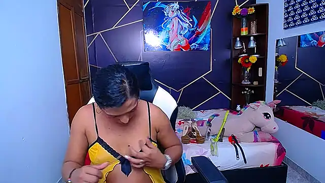 EmilyTsSweet online show from 09.18.25