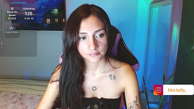 Mei Kelly online show from 10.04.25