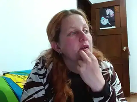 ViioletaMora online show from 11.18.25