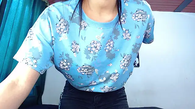 Snapshot of Ariel_Zeo1 chatting on 01.27.25 Ariel Zeo1 online show from 01.27.25