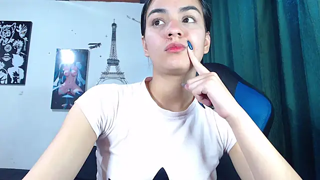 Snapshot of Ariel_Zeo1 chatting on 03.05.25 Ariel Zeo1 online show from 03.05.25