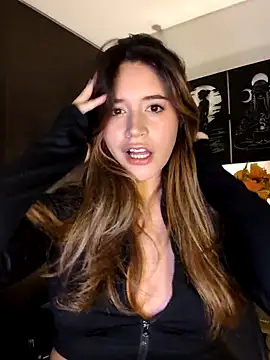 maliciaworld online show from 10.21.25