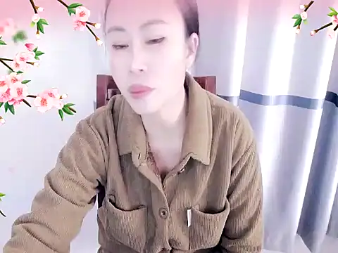 Snapshot of xiaoxuer chatting on 12.04.24 xiaoxuer online show from 12.04.24