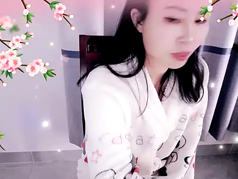 Snapshot of xiaoxuer chatting on 12.10.24 xiaoxuer online show from 12.10.24