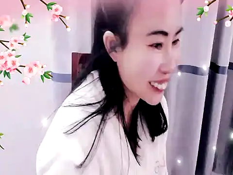 Snapshot of xiaoxuer chatting on 12.13.24 xiaoxuer online show from 12.13.24