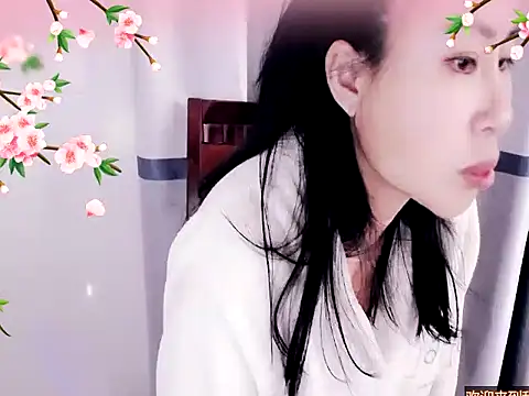 Snapshot of xiaoxuer chatting on 01.05.25 xiaoxuer online show from 01.05.25