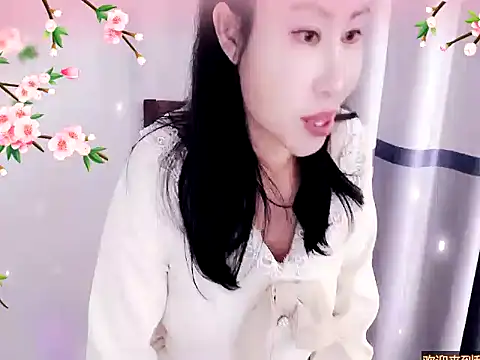Snapshot of xiaoxuer chatting on 01.07.25 xiaoxuer online show from 01.07.25