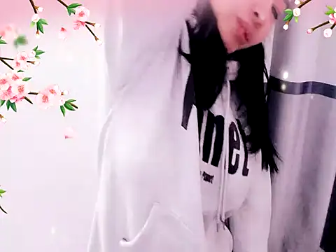 Snapshot of xiaoxuer chatting on 01.15.25 xiaoxuer online show from 01.15.25