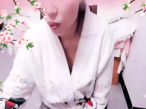 Snapshot of xiaoxuer chatting on 02.19.25 xiaoxuer online show from 02.19.25