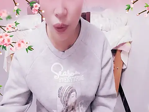 Snapshot of xiaoxuer chatting on 03.04.25 xiaoxuer online show from 03.04.25