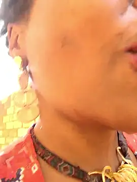 AfricanSquirtingQueen online show from 01.13.26