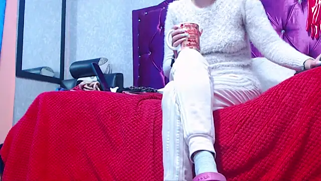 AyshaScott online show from 11.28.25