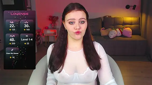 Snapshot of sensual_me chatting on 12.24.24 sensual me online show from 12.24.24