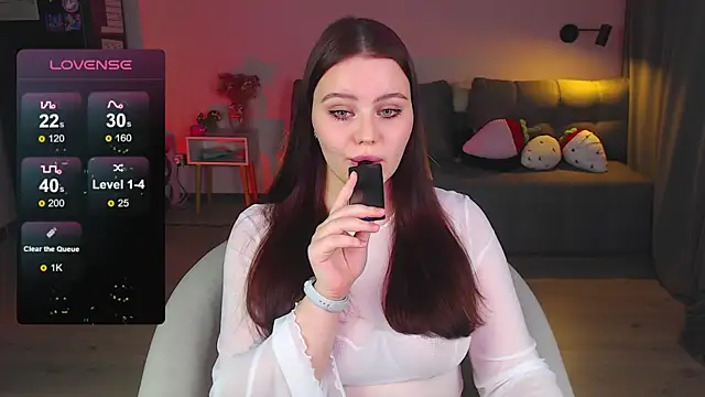 Snapshot of sensual_me chatting on 01.24.25 sensual me online show from 01.24.25