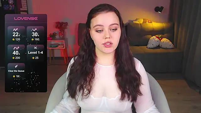 Snapshot of sensual_me chatting on 02.19.25 sensual me online show from 02.19.25