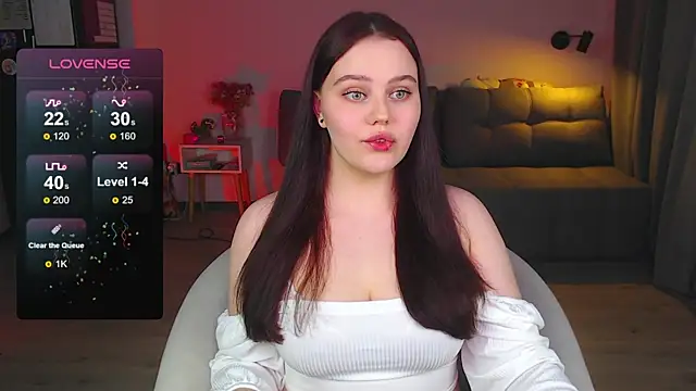 Snapshot of sensual_me chatting on 03.10.25 sensual me online show from 03.10.25