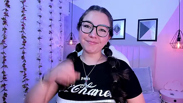 anny paris online show from 03.22.25