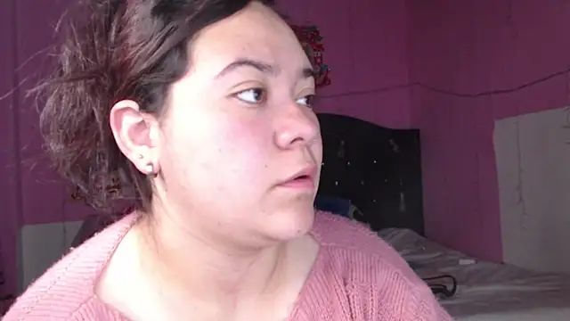 Snapshot of NikkiRous_ chatting on 12.27.24 NikkiRous online show from 12.27.24