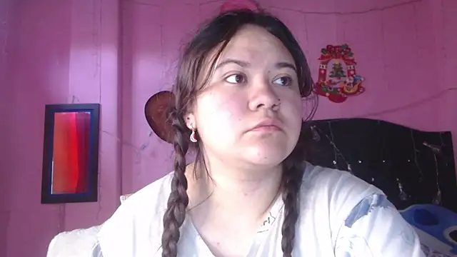 NikkiRous  online show from 09.27.25