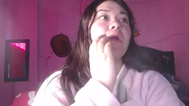 NikkiRous  online show from 10.14.25