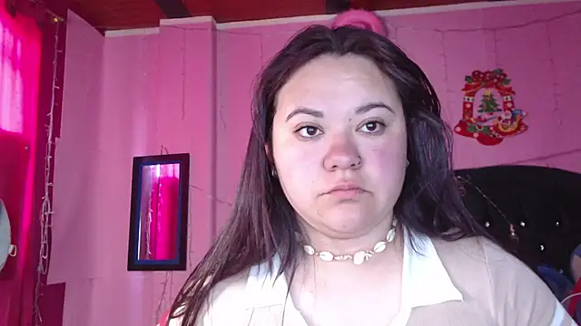 NikkiRous  online show from 12.03.25