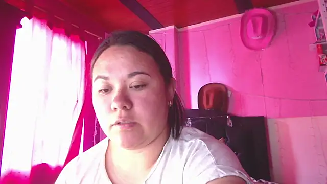 NikkiRous  online show from 03.31.26