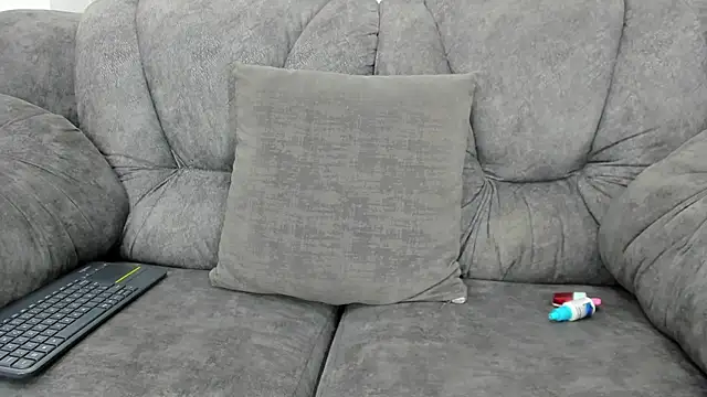  LauraTaylor  online show from 01.13.25